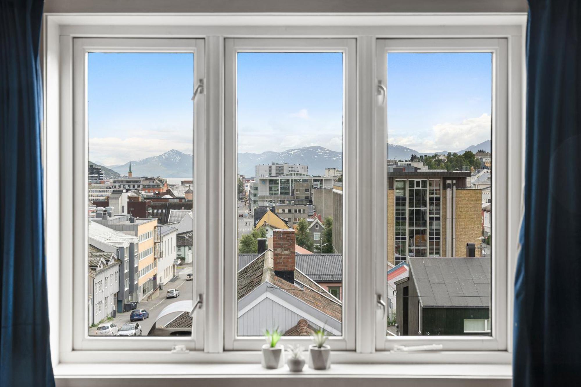 Arctic Homes - Historical Tromso House With View Luaran gambar